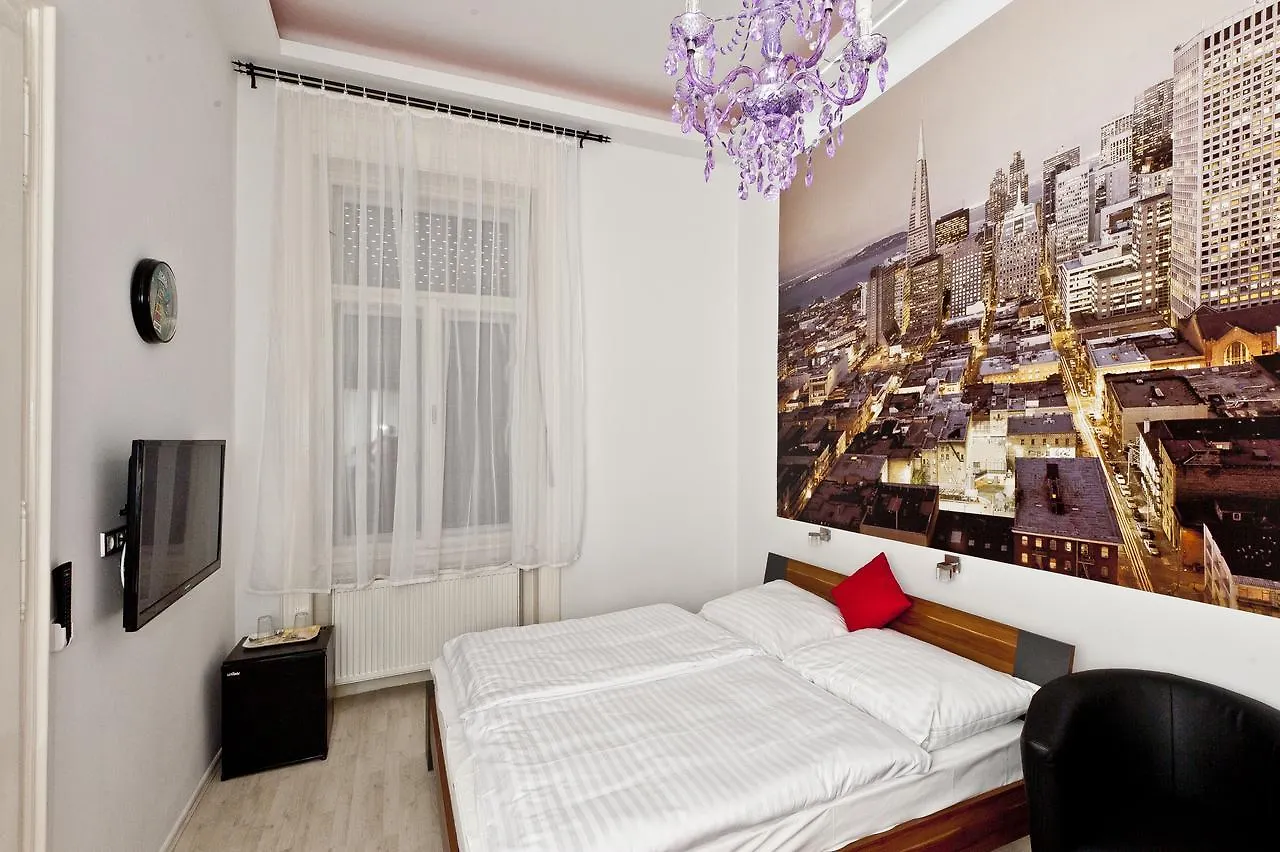 Metropolis Budapest Boutique Hotel Oda ve Kahvaltı