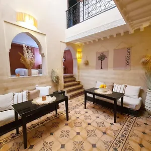 https://riad-casa-sophia.marrakeshhotelsmorocco.com