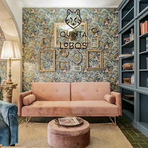 https://quinta-dos-lobos-boutique-hotel-art-nature-experience.hotels-lisbon-portugal.com