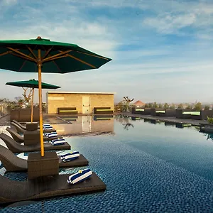 Hotel Grand Sovereign Kuta Bali ****