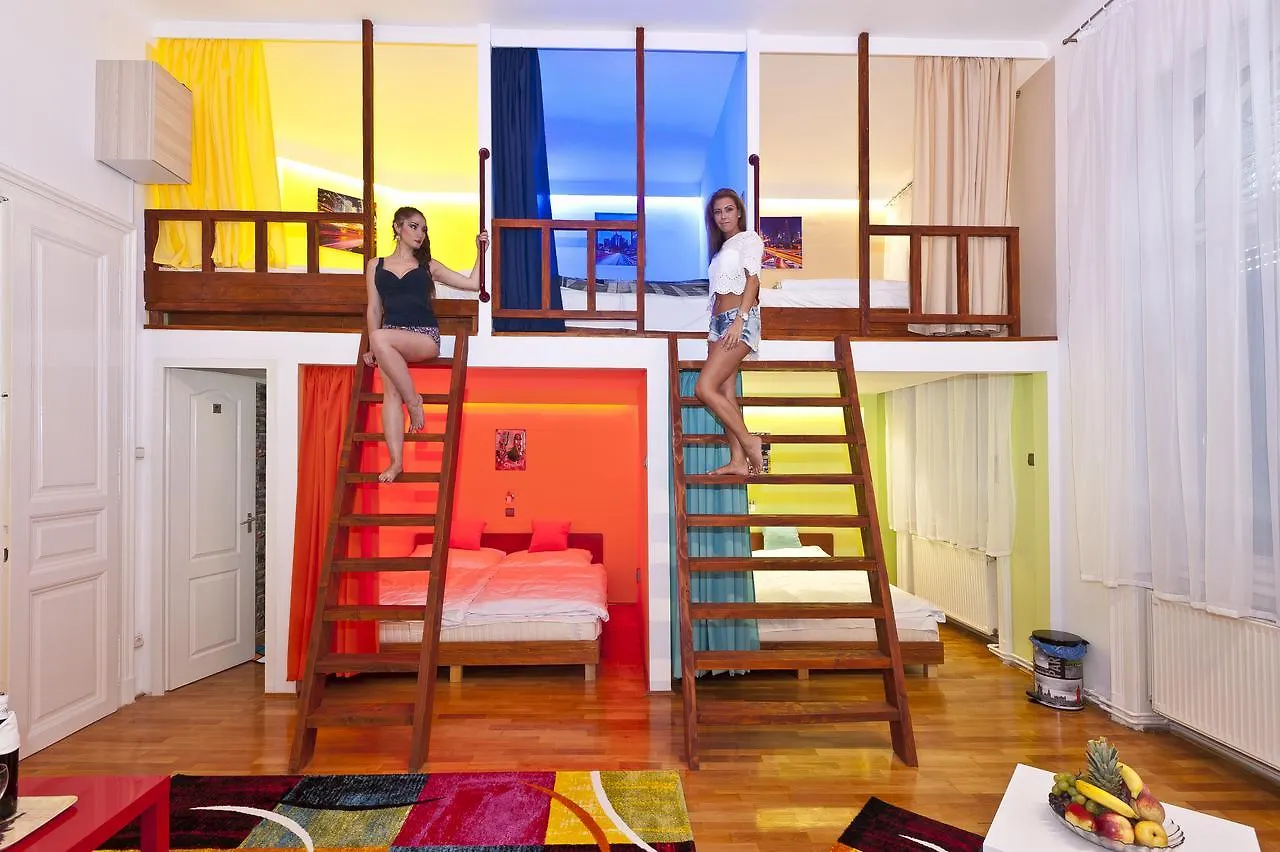 Bed & Breakfast Metropolis Budapest Boutique Hotel