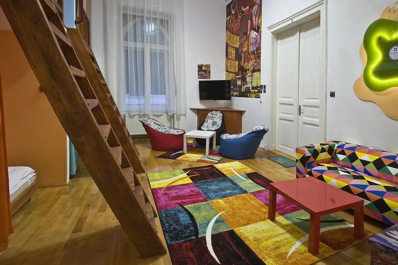 Metropolis Hostel Budapest