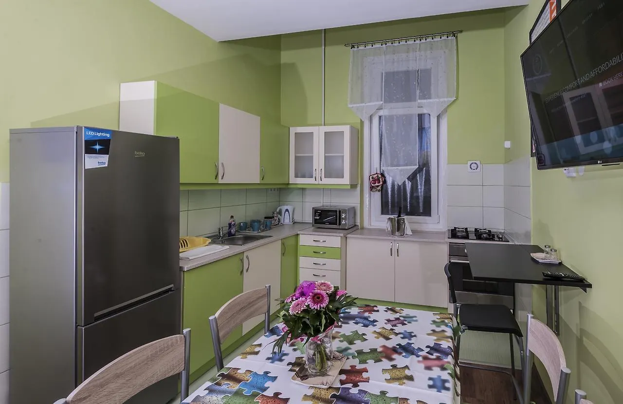 Metropolis Hostel Budapest 4*,  Ungheria